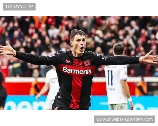 勒沃库森vs不莱梅半场：希克破门被吹，巴斯克斯冷射得手