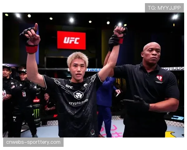 UFC 302赛后：五场比赛出现终结，当晚最佳花红授予马达耶夫与对手